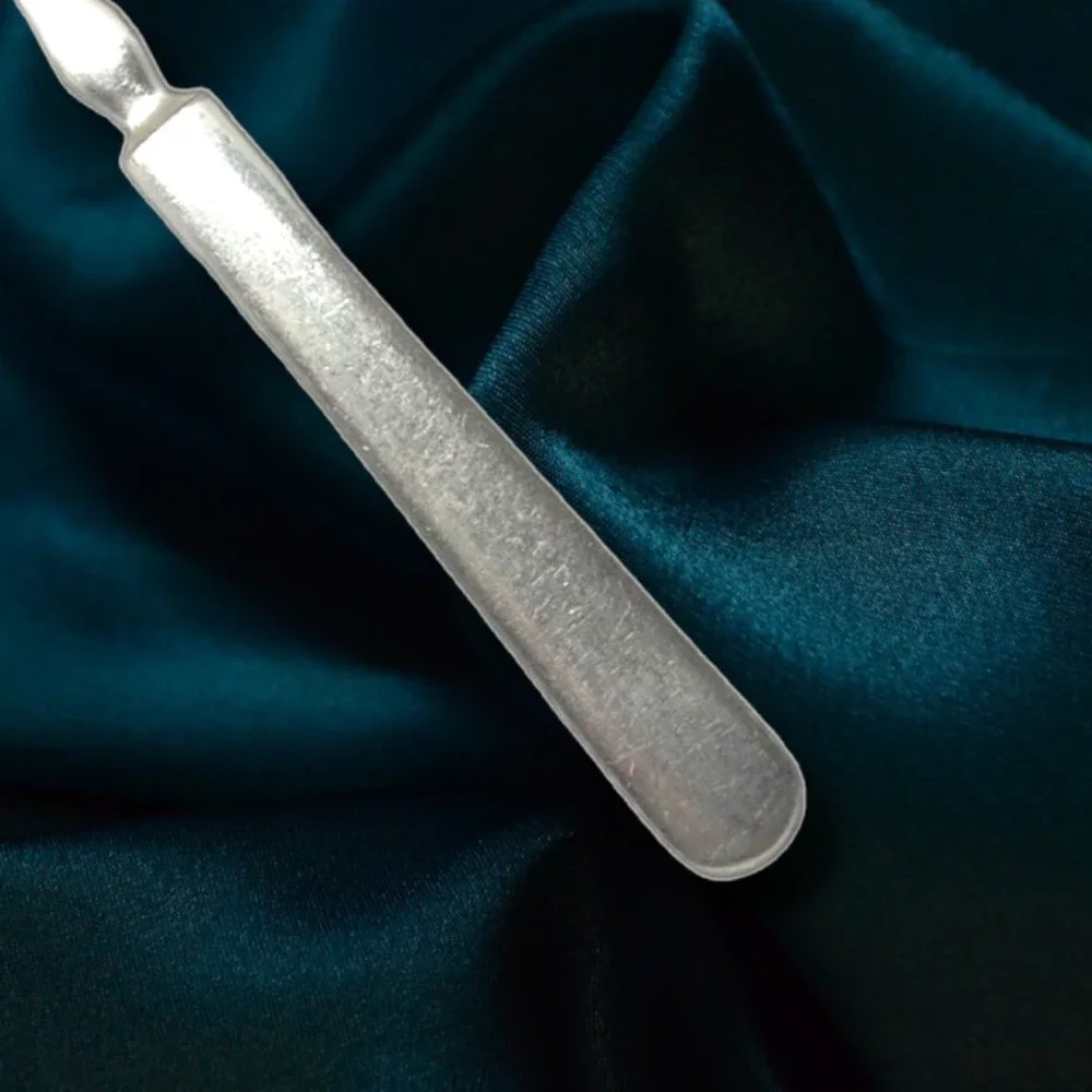 1847 Rogers Bros-Meriden Britannia Co Plain Round Dinner Fork-Vintage-Modern